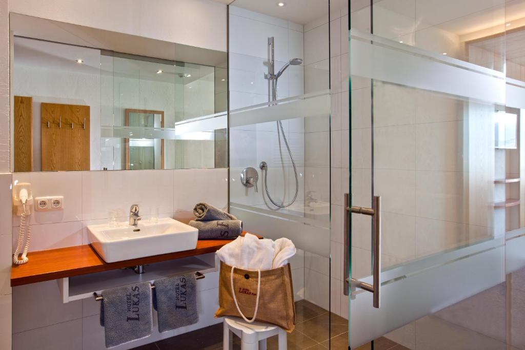 Hotel Lukas フィス 部屋 写真