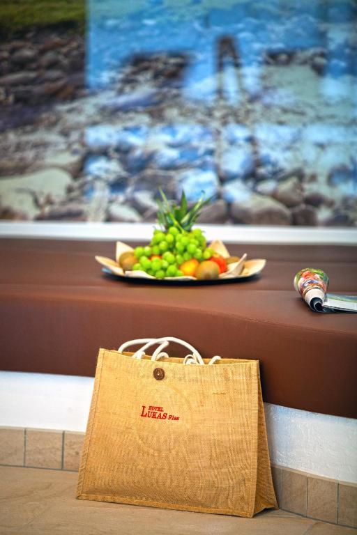 Hotel Lukas フィス エクステリア 写真